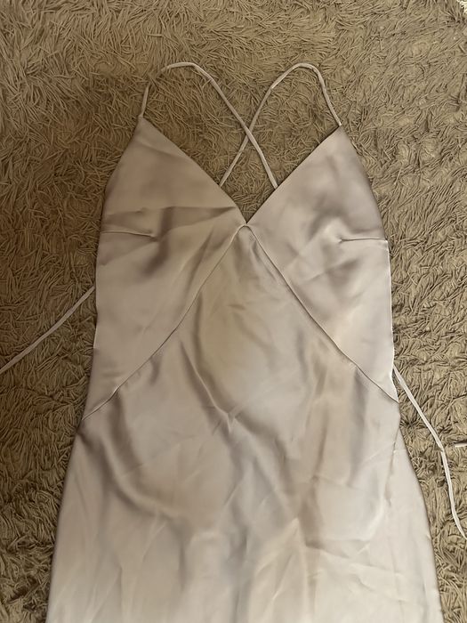 Жіноча  сукня, шовкова , розмір М, міді