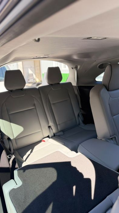 Терміново продам Acura MDX на максимальній комплектації