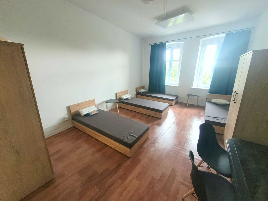 Mieszkanie dla 7 pracowników, centrum. Będzina