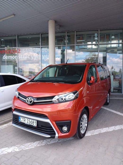 Wypożyczalnia samochodów, BUS 9 osobowy , Toyota Proace, Renault Traf