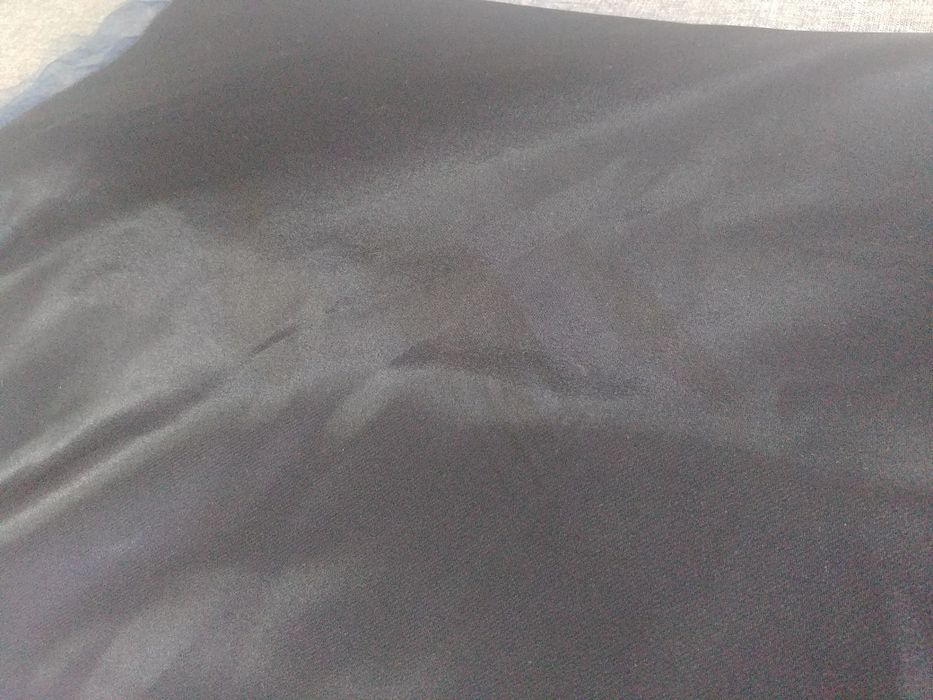 Dwuczęściowa Suknia Balowa, Wieczorowa z haftowaną koronką (sukienka)