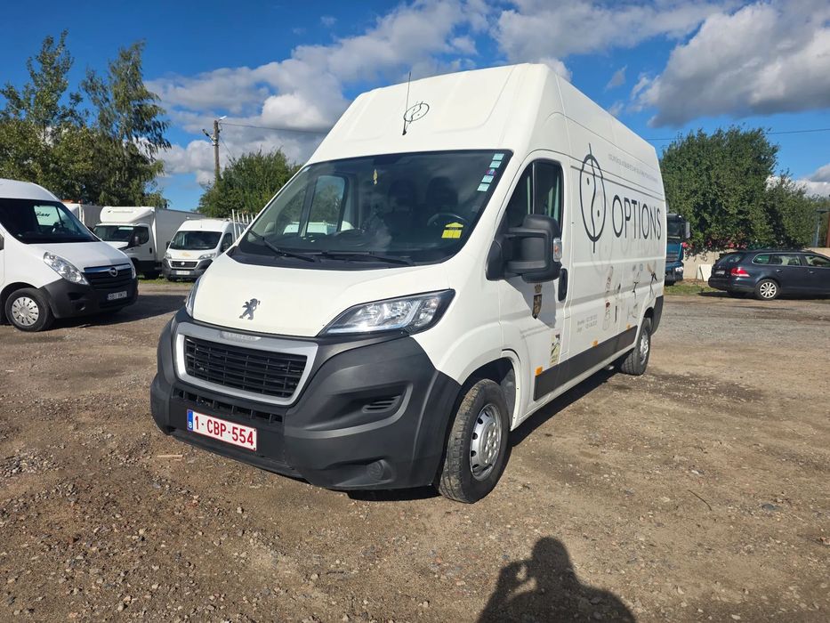 Peugeot
