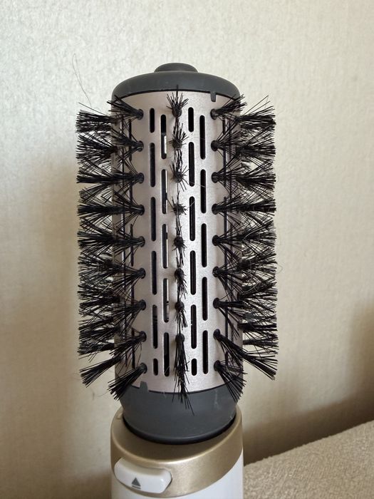 Фен-щітка Philips 1000W з іонізацією та турмаліновим покриттям
