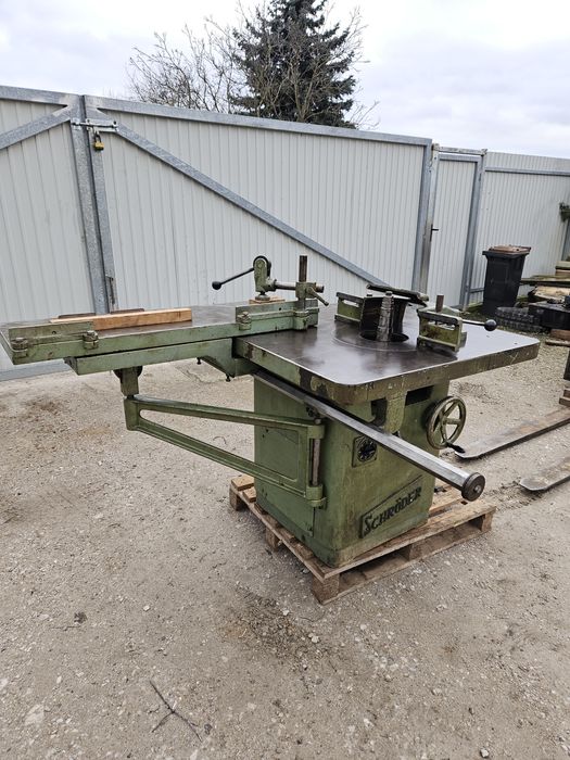 Frezarka dolnowrzecionowa do drewna niemiecka z wózkiem bocznym