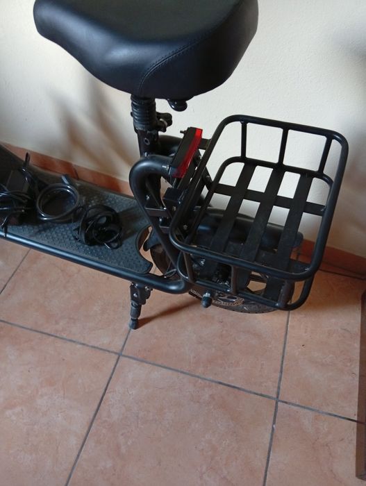Vendo secoter elétrica
