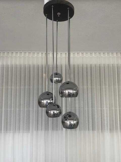 Luminária vintage Sputnik Cascade com cinco cúpulas, década de 1970.