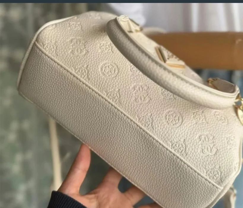 Mala Guess nova e original