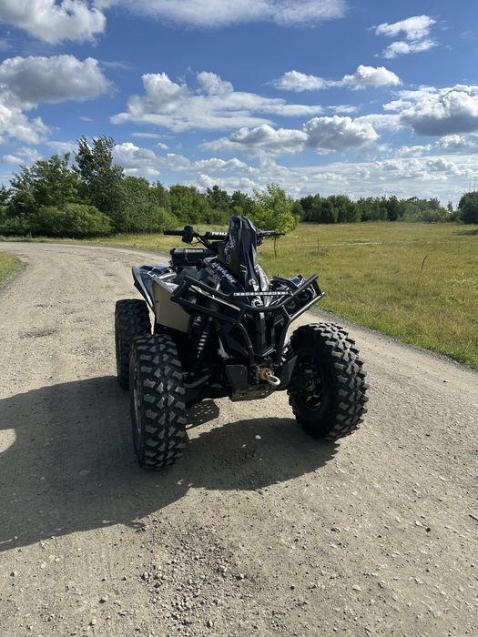 BRP Can-Am Renegade 1000R