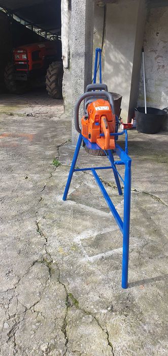 Cavalete de motosserra