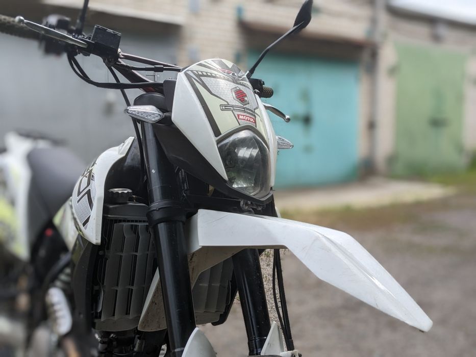 Geon dakar twincam 250 рідинне охолодження