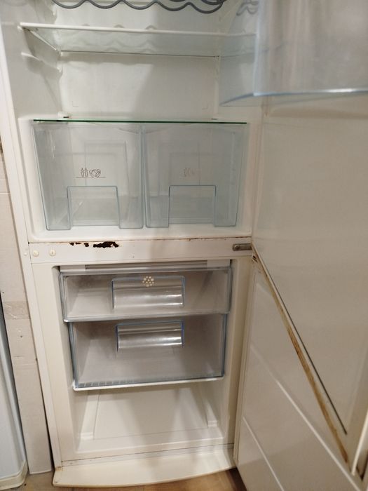 Продам холодильник Electrolux