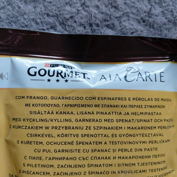 Gourmet saszetka kurczak ze szpinakiem 85 g