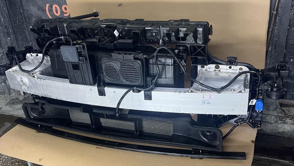 Ioniq 5 установочна панель радіатори телевізор