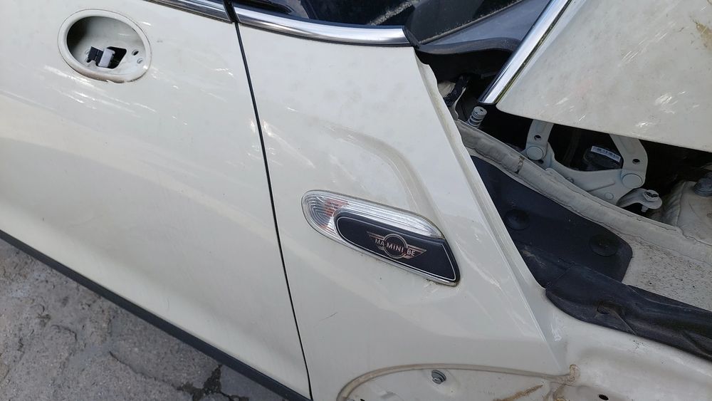 Guarda-lamas direito MINI Mini (F55)
