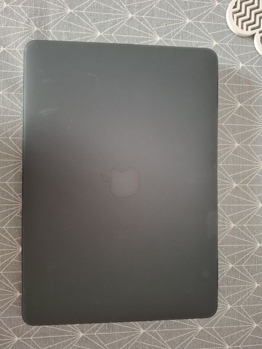MacBook Air  2017
