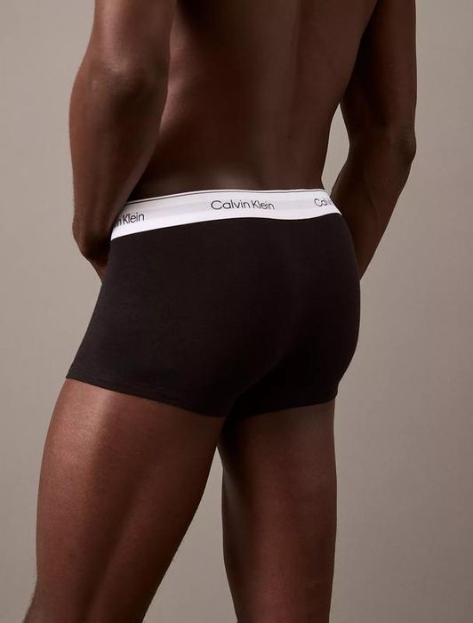 Труси чоловічі  Calvin Klein  Icon  Low Rise Trunk S
