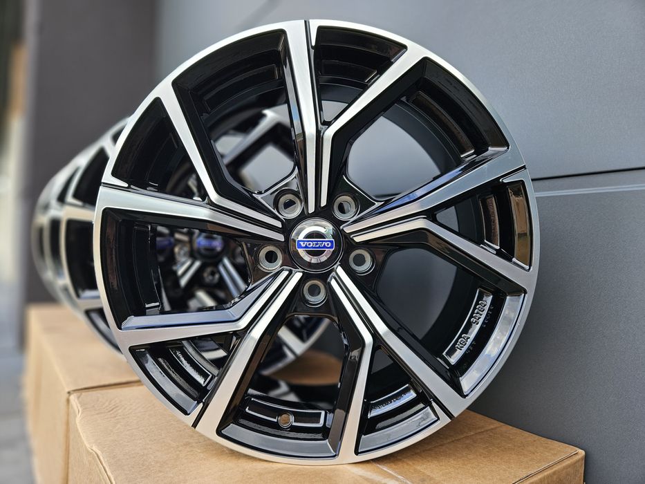 Volvo 18 " Nowe 5x108 XC40 XC60 V40 V60 V90 Cross Country Czarne Felgi