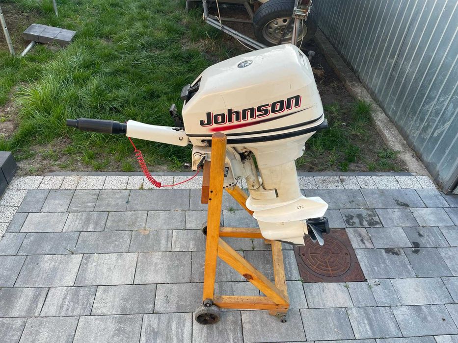 Łódź wędkarska płaskodenna +przyczepa podłodziowa+silnik JOHNSON  15km