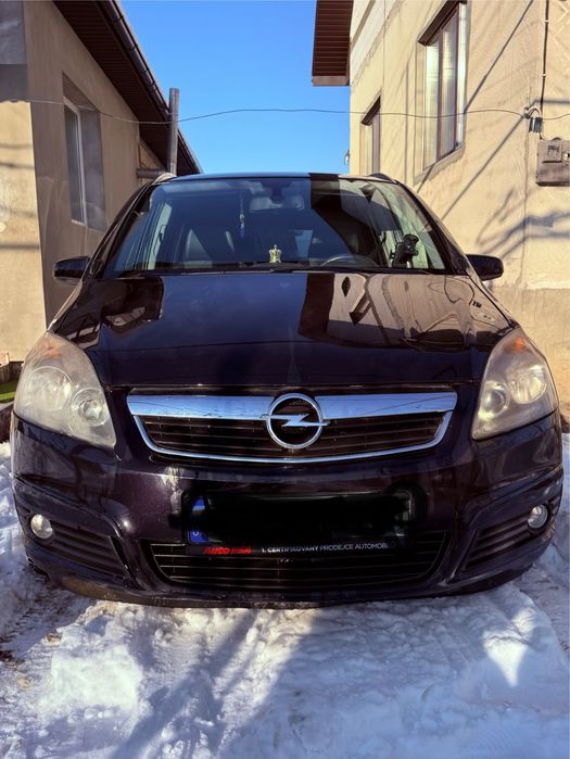 Опел зафіра Б 2007