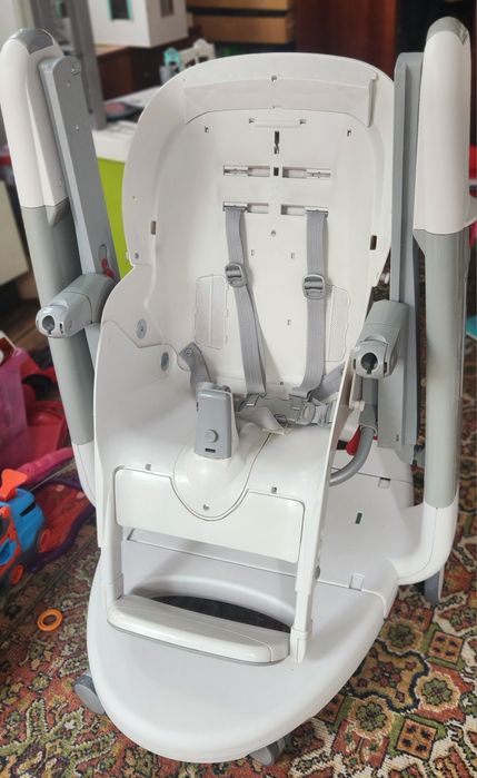 Стільчик, крісло для годування Peg Perego Tatamia