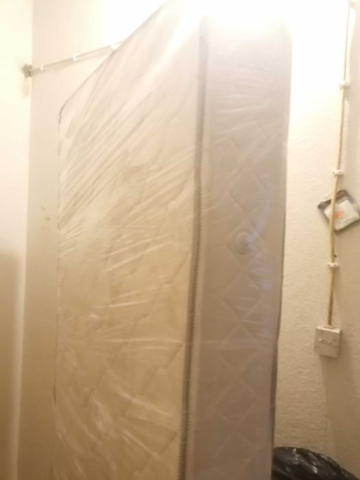 Colchões dreams de molas 90 por 2 metros usados