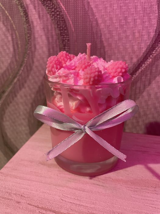 десертна арома свічка «ніжно рожева малинка» запах ванілі та манго