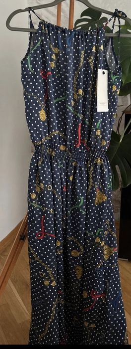 Freternity rozmiar M bordowa Zara M  . Buty  rozmiar 39.  Zapraszam do obejrzenia poz