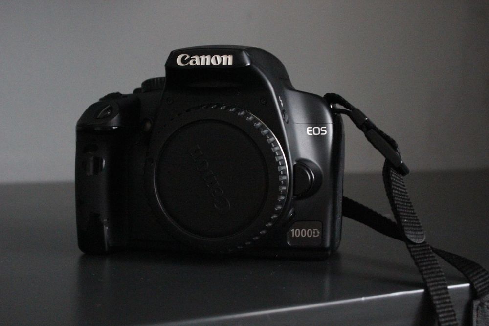 Vendo Canon EOS 1000D