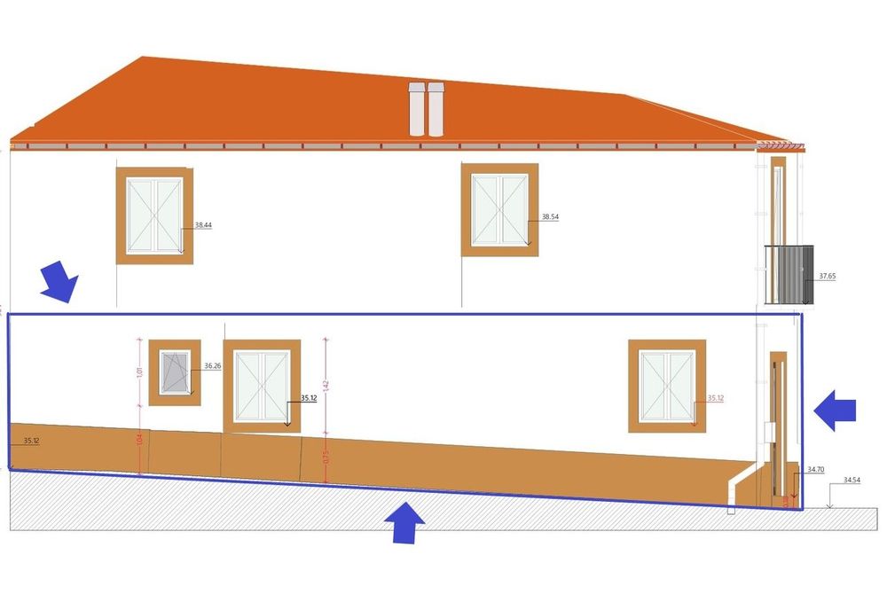 Apartamento T1 em Remodelação Total no Centro Histórico de Torres Nova