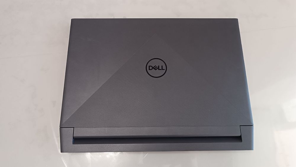 Ноутбук Dell G15 5511 / i7-11800H / RTX 3060 / 32GB RAM / SSD 512GB