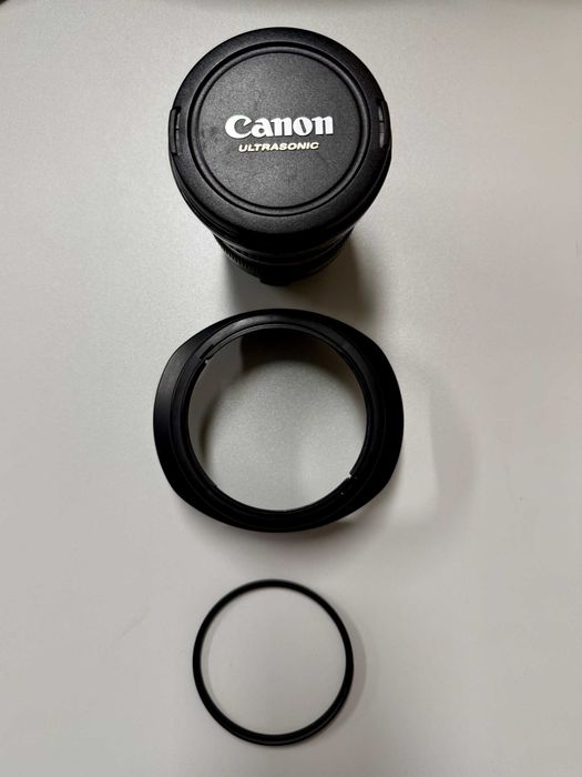Canon EF-S 10-22mm f/3.5-4.5 USM + EW-83E + filtro Kenko 77mm