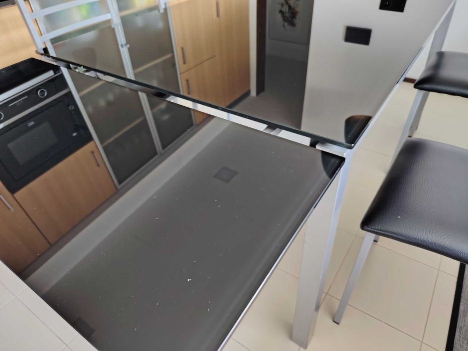Mesa de vidro extensível