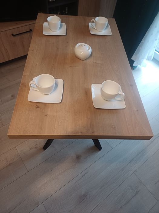 Stół pająk do kuchni ,jadalni