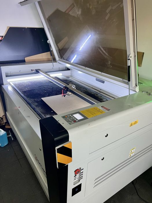 Ploter laserowy CO2 Aeon Nova 16 Elite 1600x1000