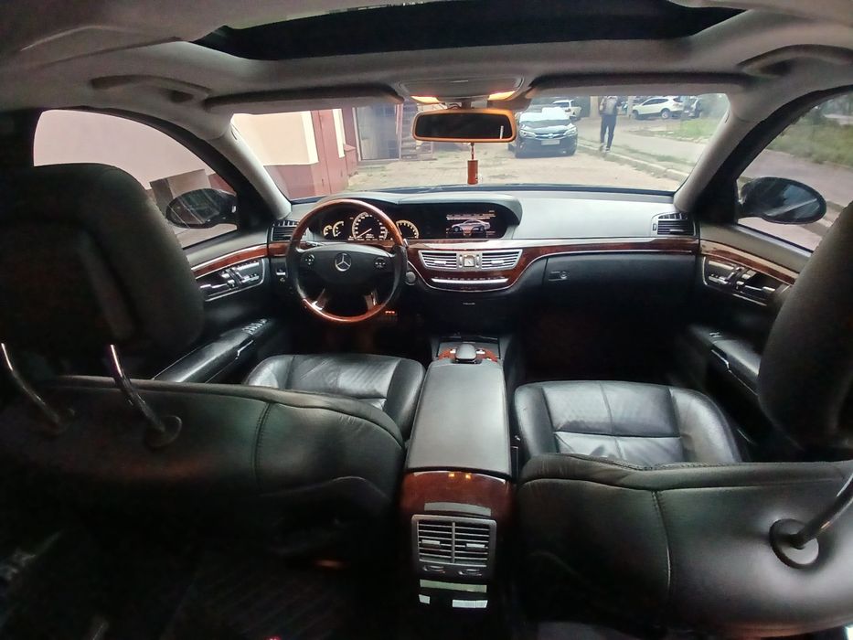 Mercedes 221 (S-Class W221)