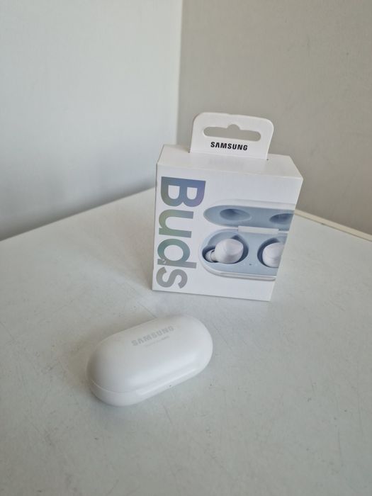 Samsung Galaxy Buds AKG