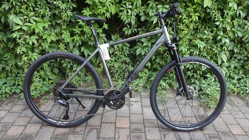 Rower Cube Nature SL 28/29" cross nowy