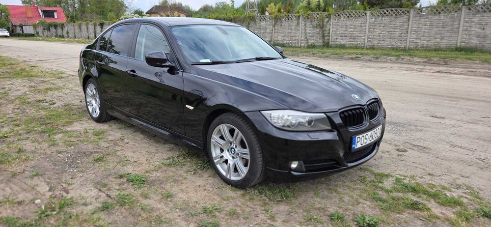 BMW E90 320i 2010r