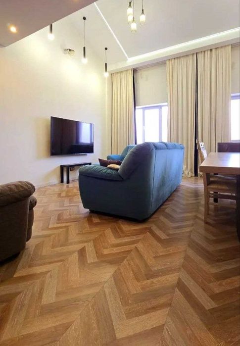 Продам 3х комнатную квартиру 120м2  в ЖК Околица  SM