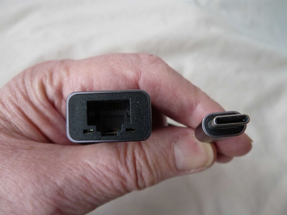 kabel-adapter Ethernet Maxesla łączący komputer, laptop z siecią LAN