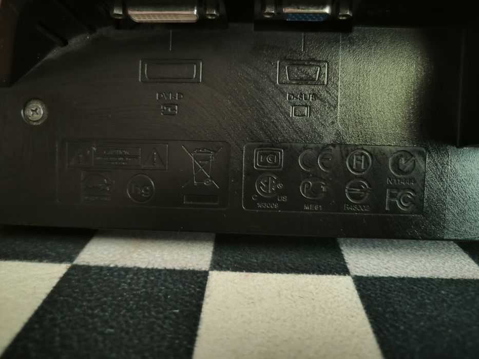 Монітор вживаний  Flatron 1953 TR, BenQ Q20WS 19