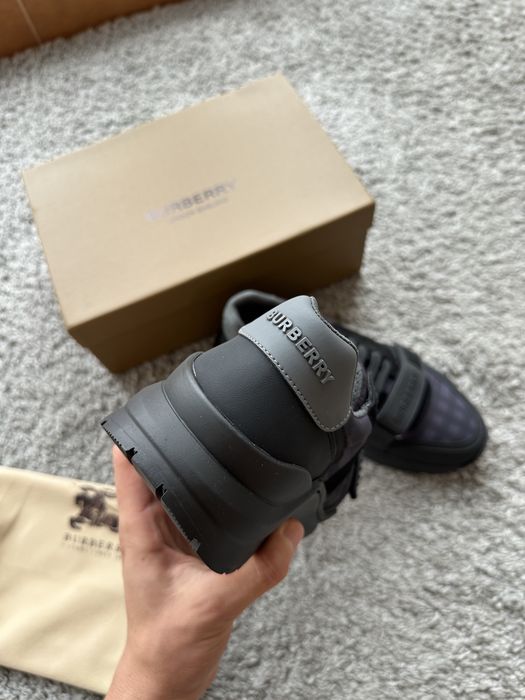 Burberry rumsey black