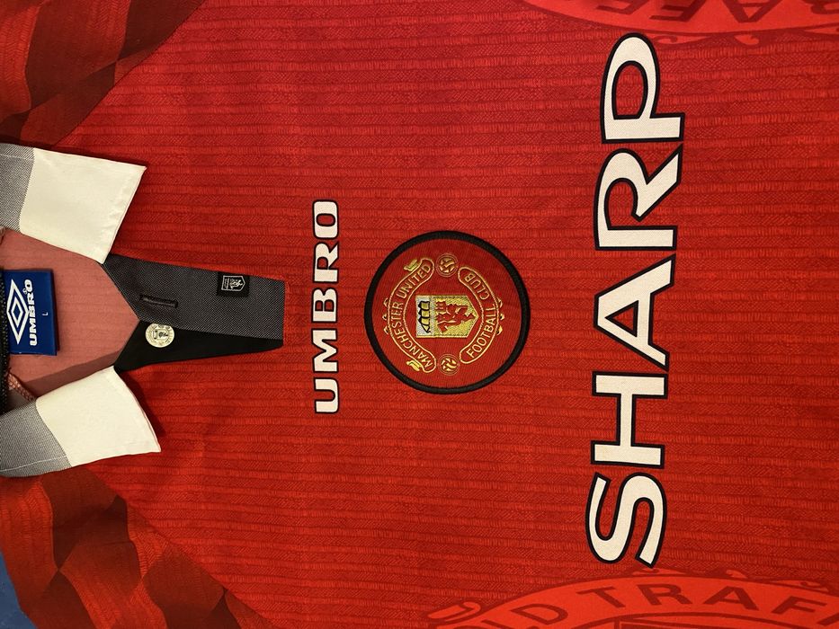 Camisola oficial antiga do Manchester United temporada de 1996-98