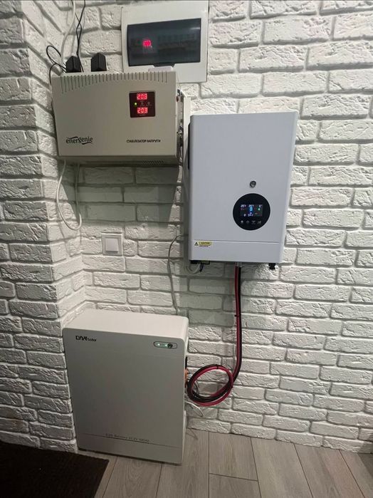 Комплект Літієва батарея LiFePO4 Dyness 5кВт +інвертор Anern 6кВт 48В