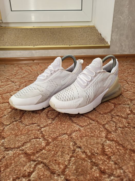 Оригинальные женские кроссовки Nike Air Max 270
