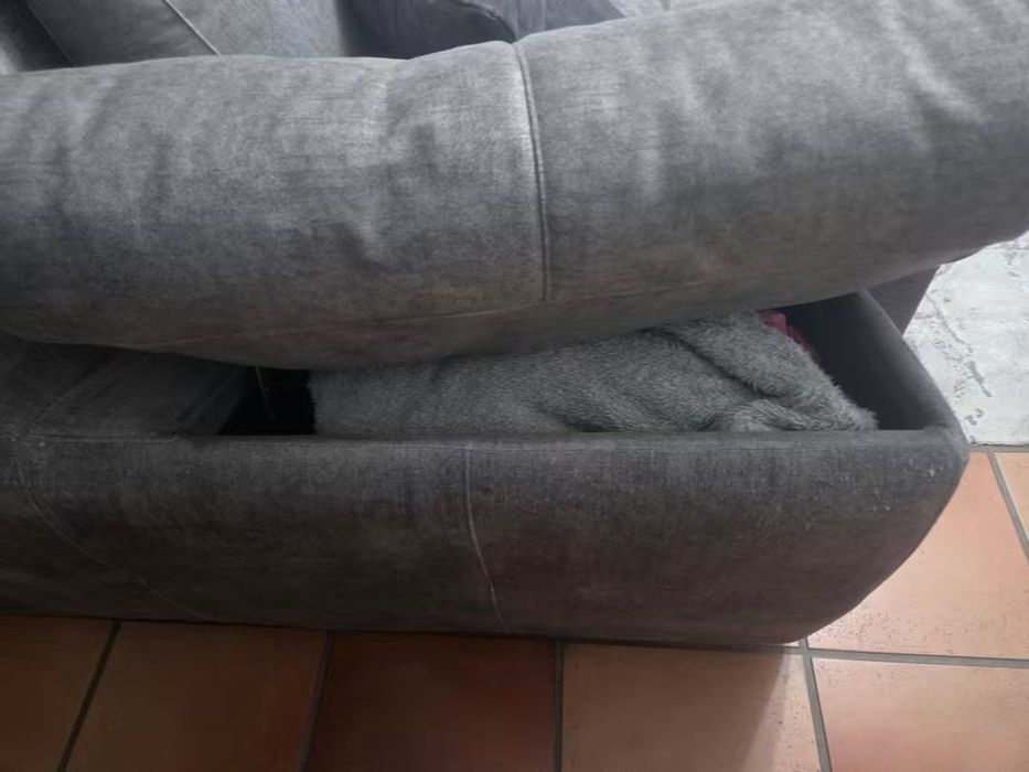 Vendo sofá pouco usado