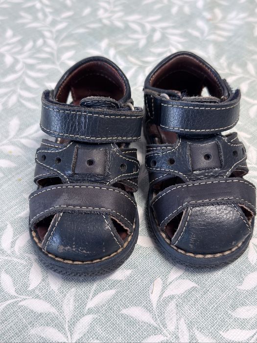 Sandalias menino 21