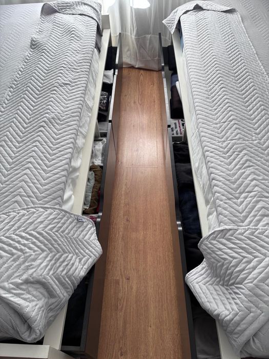 Uma Cama com Arrumação + 2 Gavetões Grandes | Bom Estado | 1 colchão