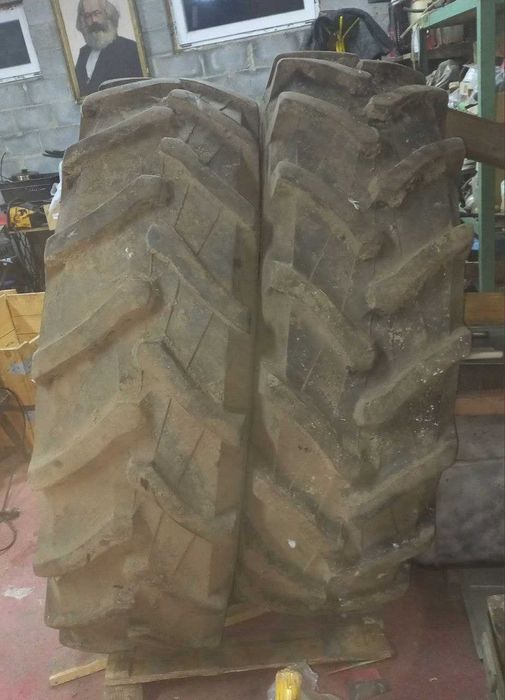 Продам шини до мтз 16,9 - 38, стан відмінний. Ціна за 1шт. - 14000грн.