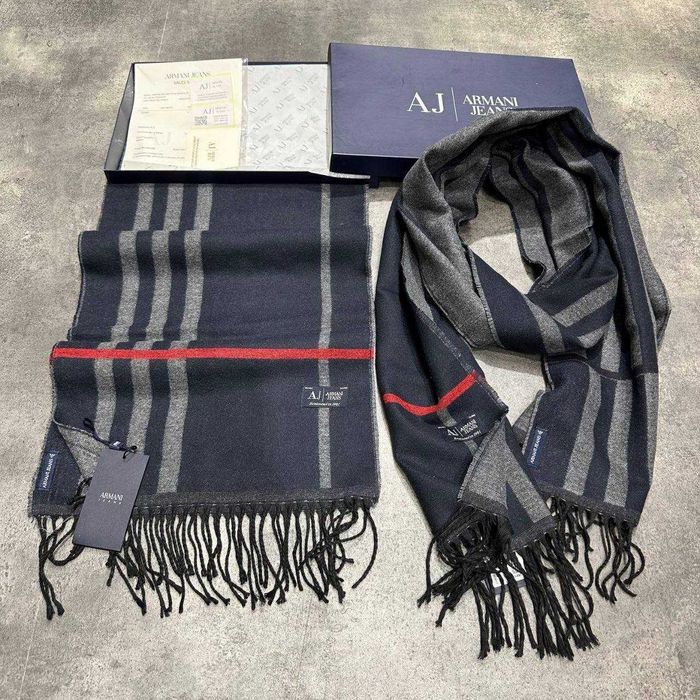 Шарфи Emporio Armani